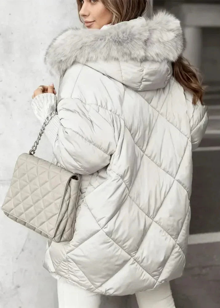 Velqara – Hooded Cardigan with Zipper Closure