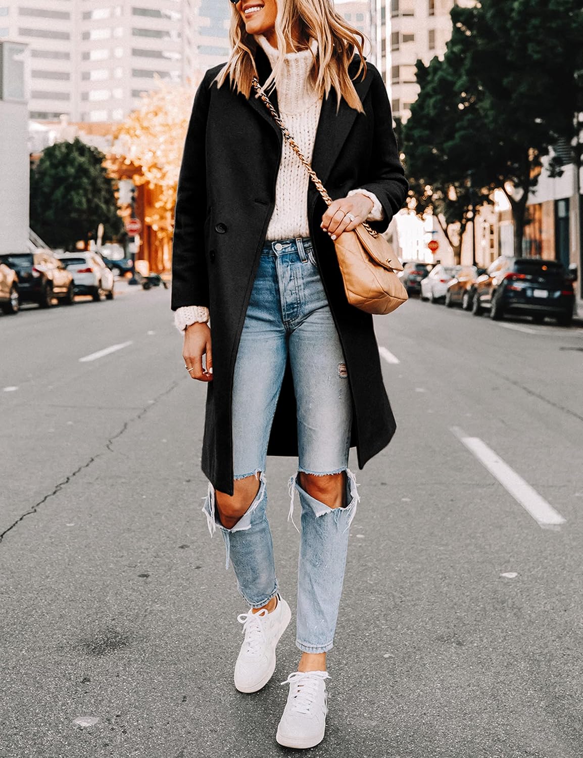 Avelqessa – Long Double-Breasted Coat with Notched Lapels