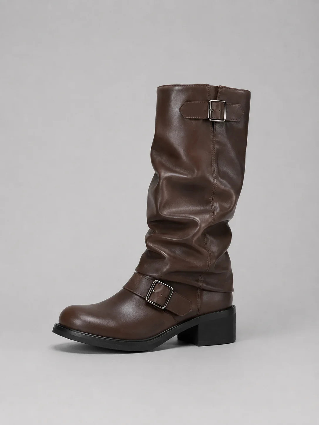 Stridefold - Botas altas con caña fruncida y dos hebillas decorativas