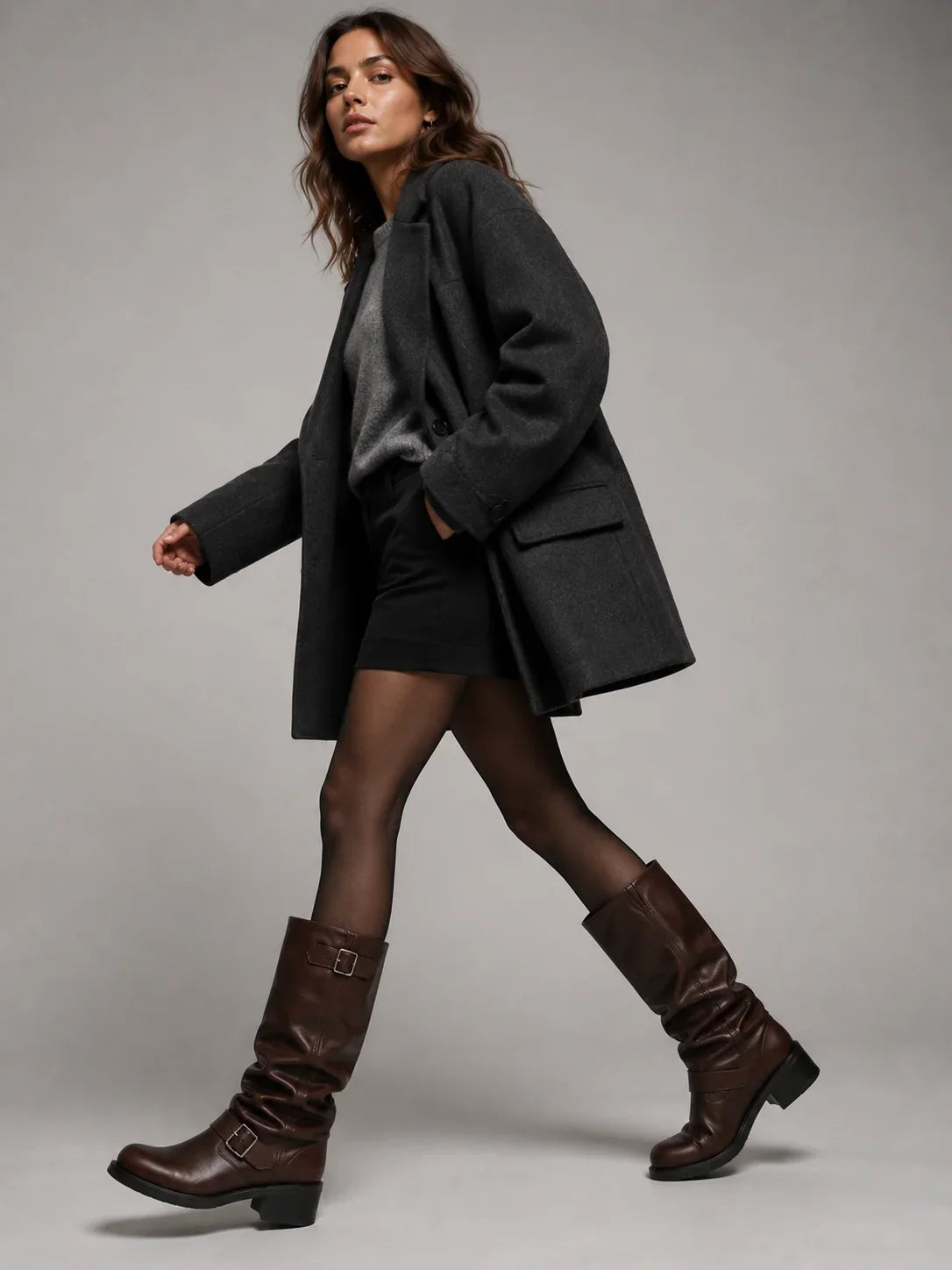 Stridefold - Botas altas con caña fruncida y dos hebillas decorativas