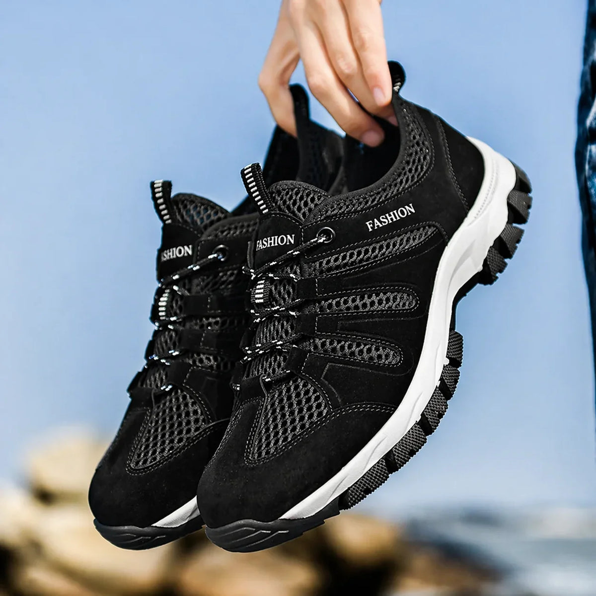 Noreqava – Low Hiking Shoes with Padded Insole