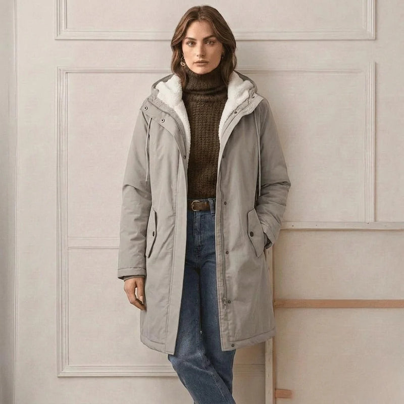 Qelvaris – Mid-Thigh Parka with Fixed Hood and Structured Waist