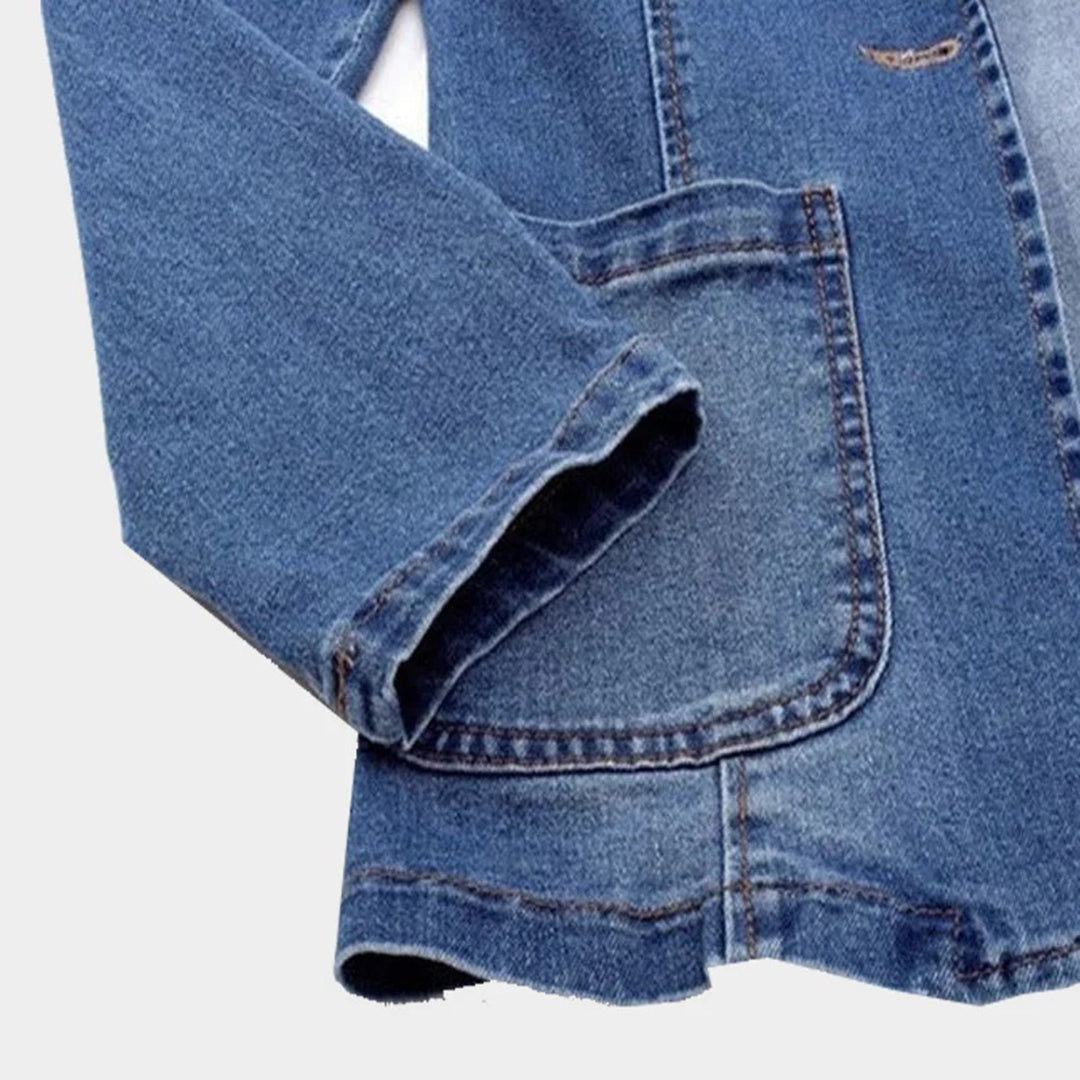 Isla - Elegancka kurtka jeansowa z zapięciem na guziki z przodu