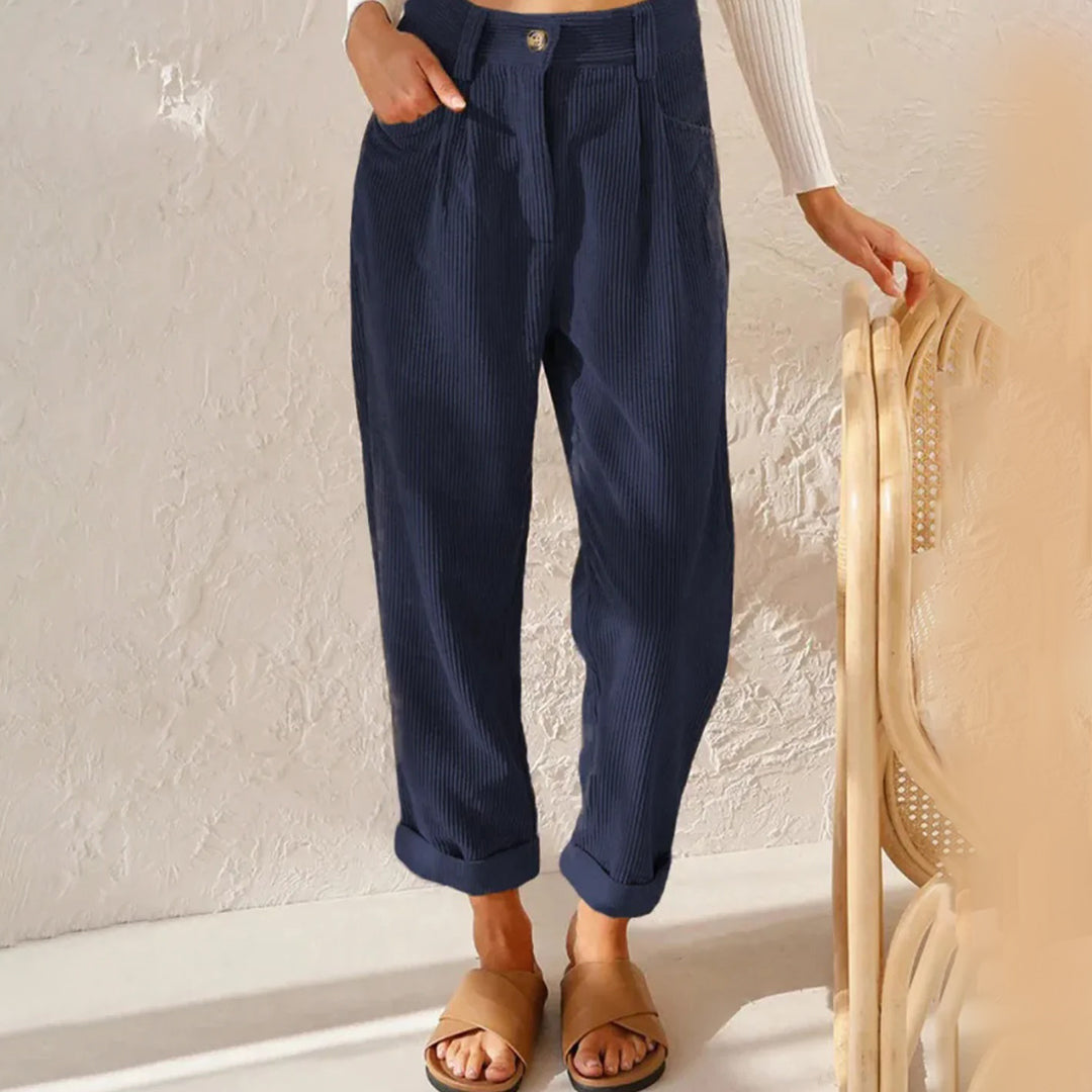 Annika - Relaxed corduroy pants with high waist and pockets