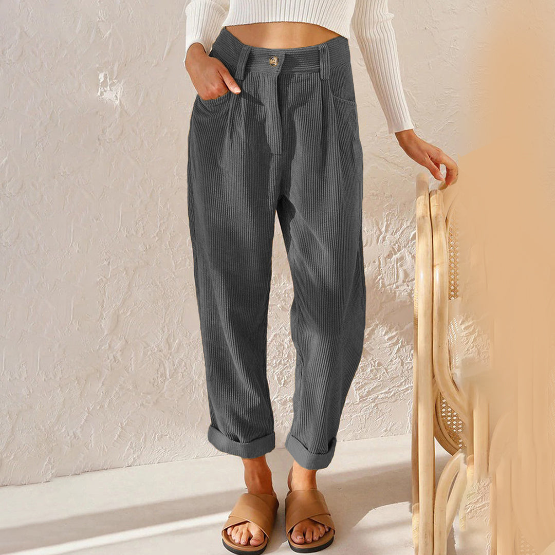 Annika - Relaxed corduroy pants with high waist and pockets