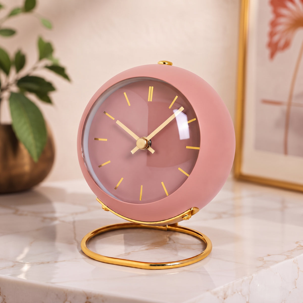Dialume - Analog Table Clock With Silent Operation And Luminous Hands