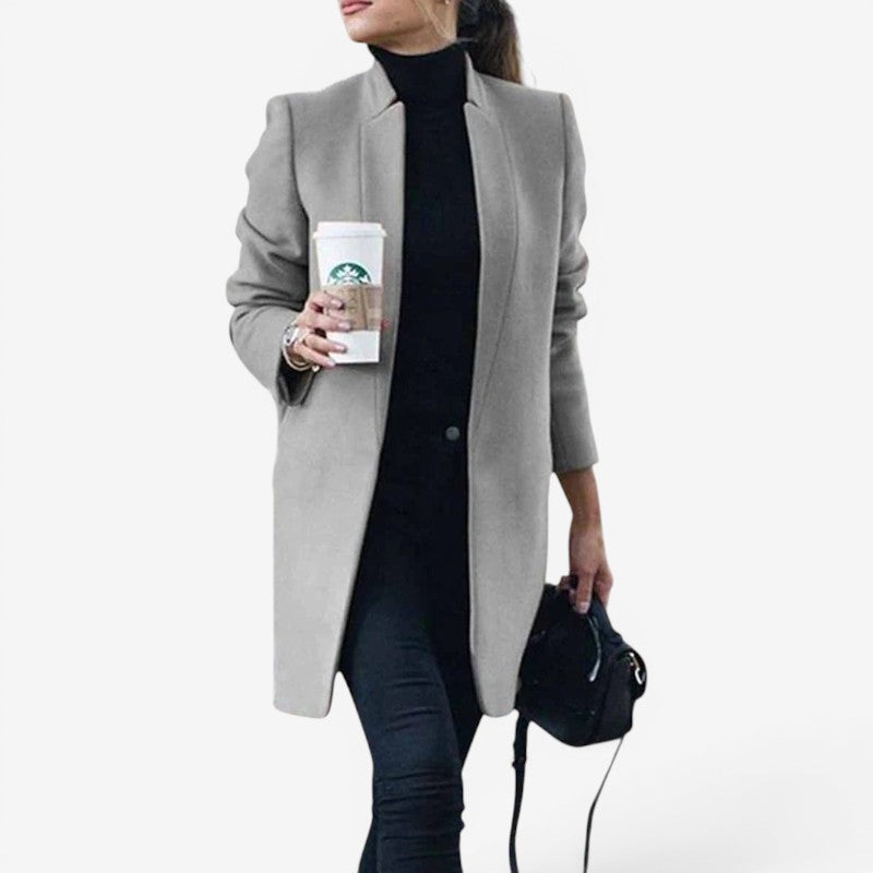 Cappotto donna con collo a revers e maniche lunghe