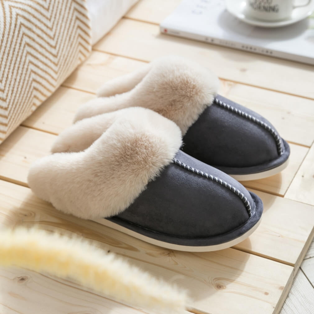 Lena - Chaussons chauds en fausse fourrure avec semelle antidérapante pour le confort