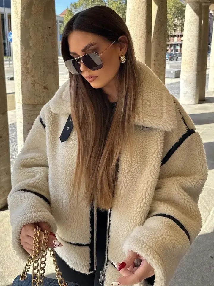 Naomi - Versatile Teddy Coat for Modern Fashion