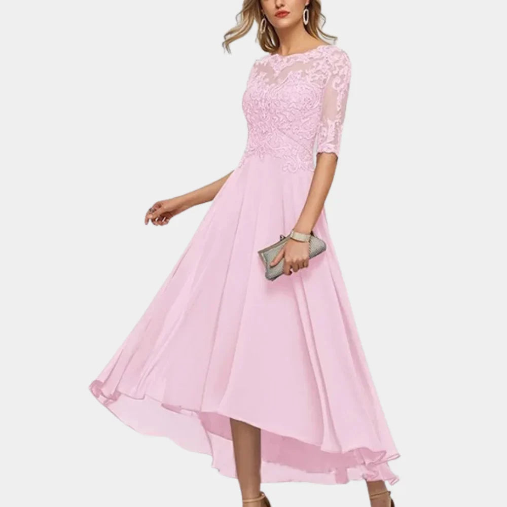 Bela– Rochie elegantă cu mâneci trei sferturi, detalii din dantelă și fustă fluidă