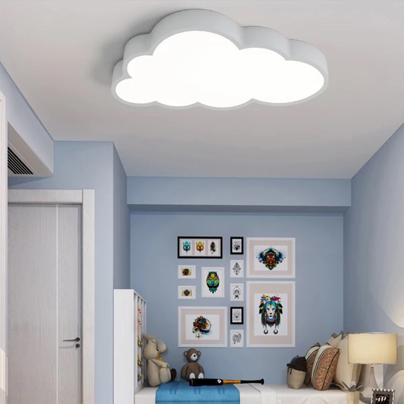 CloudBeam – Lampada da soffitto LED con design a forma di nuvola