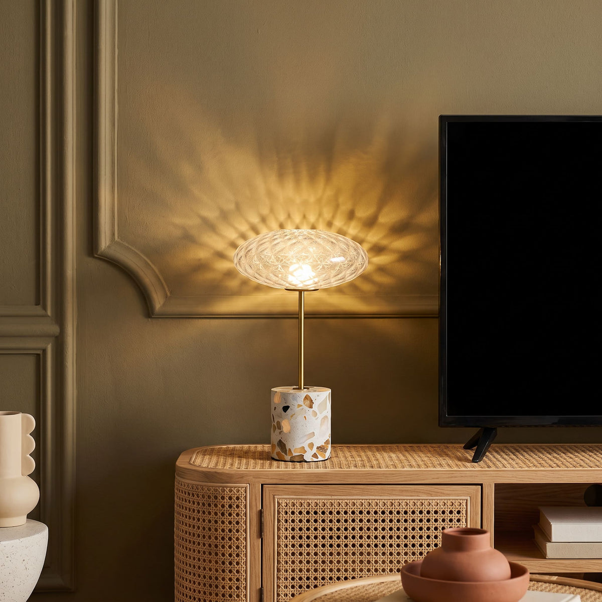 GlassGlow - Wireless Table Lamp With Glass Shade And Stone Base