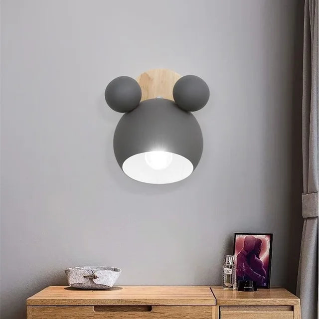 CharmGlow - Przytulna lampka ścienna Mickey Mouse do pokoju dziecięcego