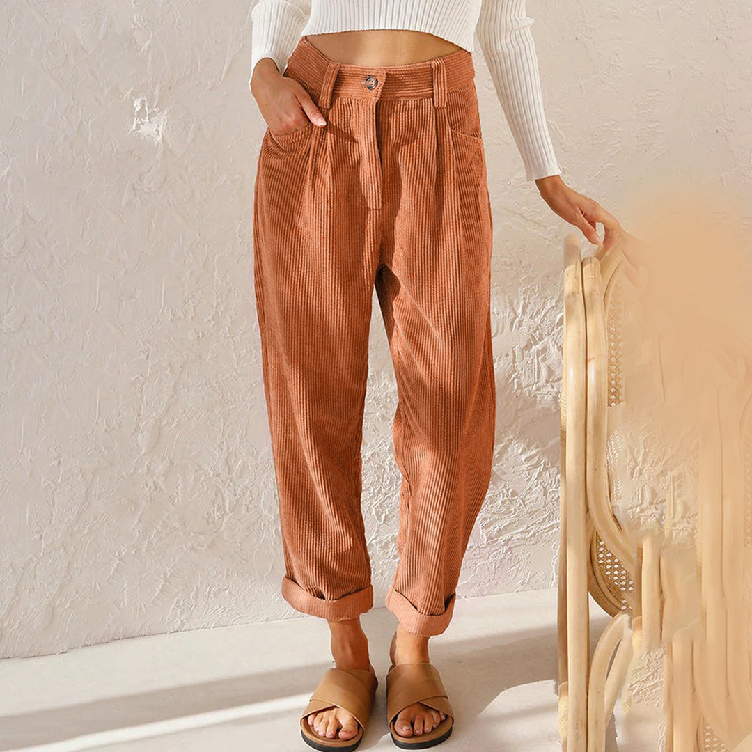 Annika - Relaxed corduroy pants with high waist and pockets