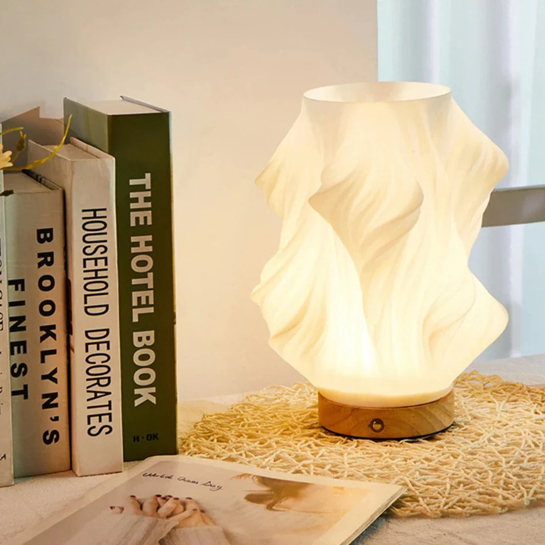 GlowWave – Lampă de masă modernă cu model valuri pentru iluminare ambientală confortabilă