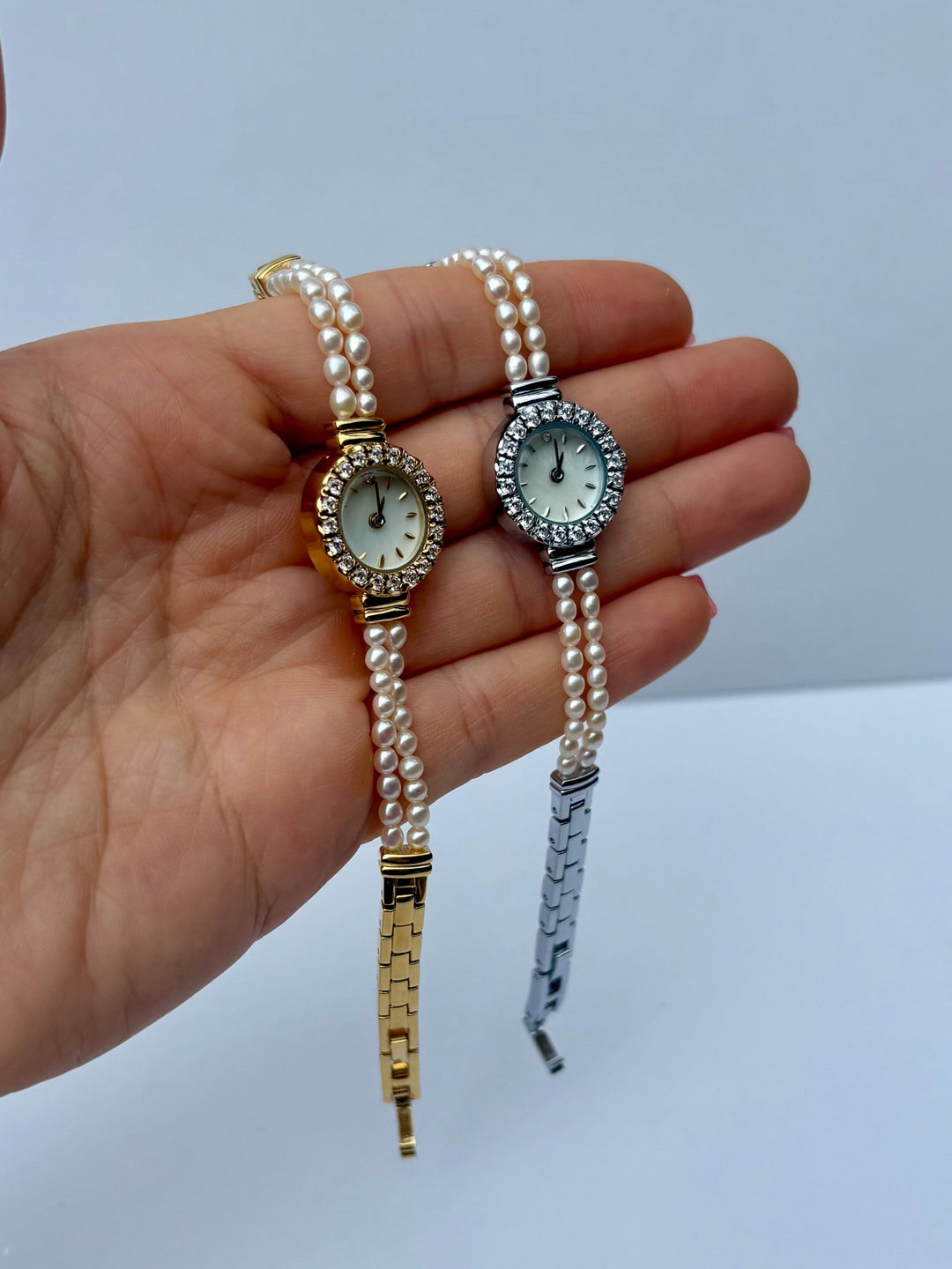 Saskia – Montre moderne avec bracelet style bracelet et cadran classique épuré