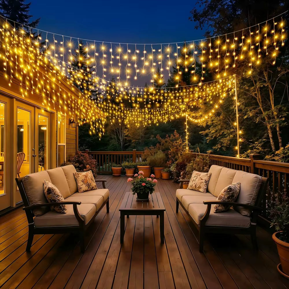 IcicleGlow – Propojitelné LED světelné závěsy s 8 režimy svícení