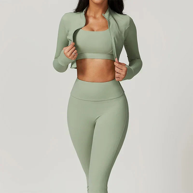 Nova – Ensemble d’entraînement trois pièces stylé avec haut zippé