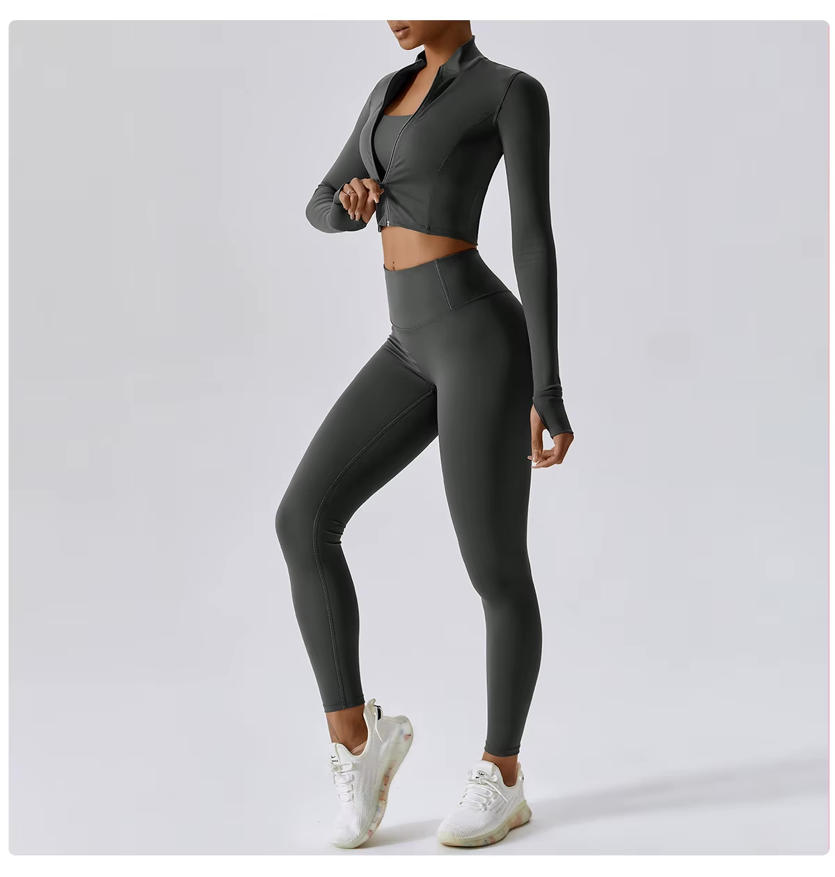 Nova – Ensemble d’entraînement trois pièces stylé avec haut zippé