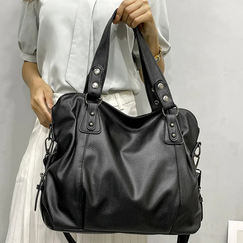 Althea – Borsa capiente con design snello e elegante