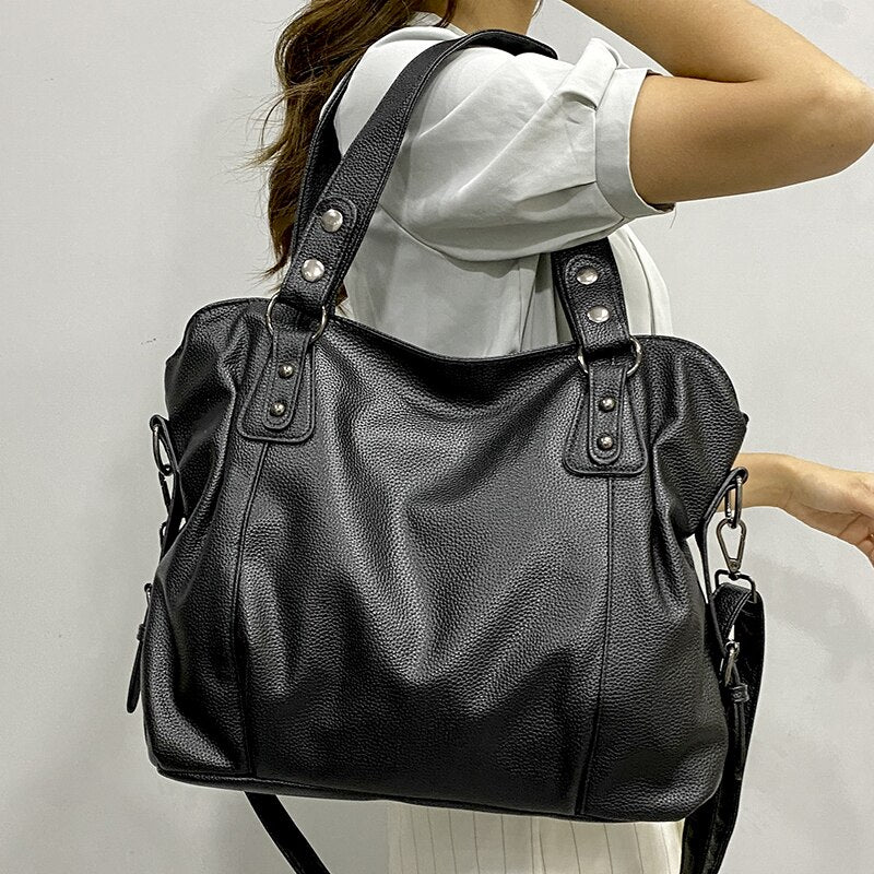Althea – Borsa capiente con design snello e elegante