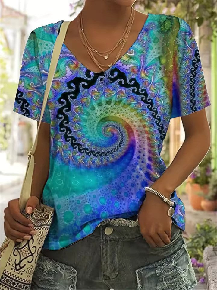 Zyra - T-shirt stylé à col en V avec imprimés artistiques remarquables et motifs vifs