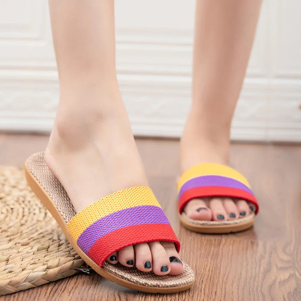 Fiona - Lightweight slippers with flat sole and relaxed comfortable fit