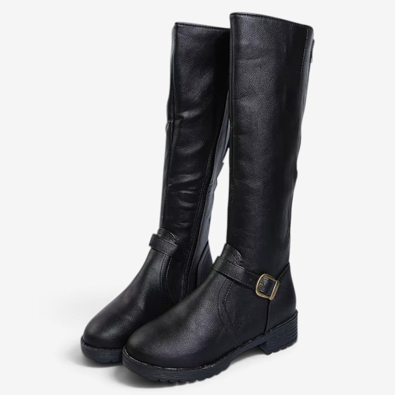 Calveria – Wide-Toe Boots with Arch Design