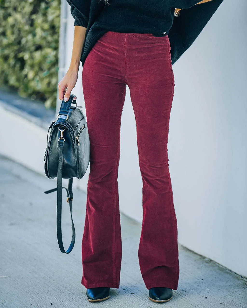 Lily – Pantalon évasé taille haute avec jambes larges