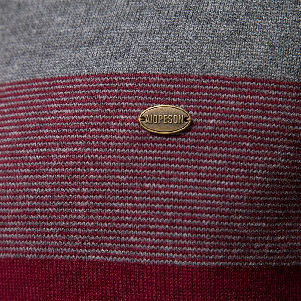 HalfZipCore - sweter z krótkim zamkiem, stójką i regularnym krojem