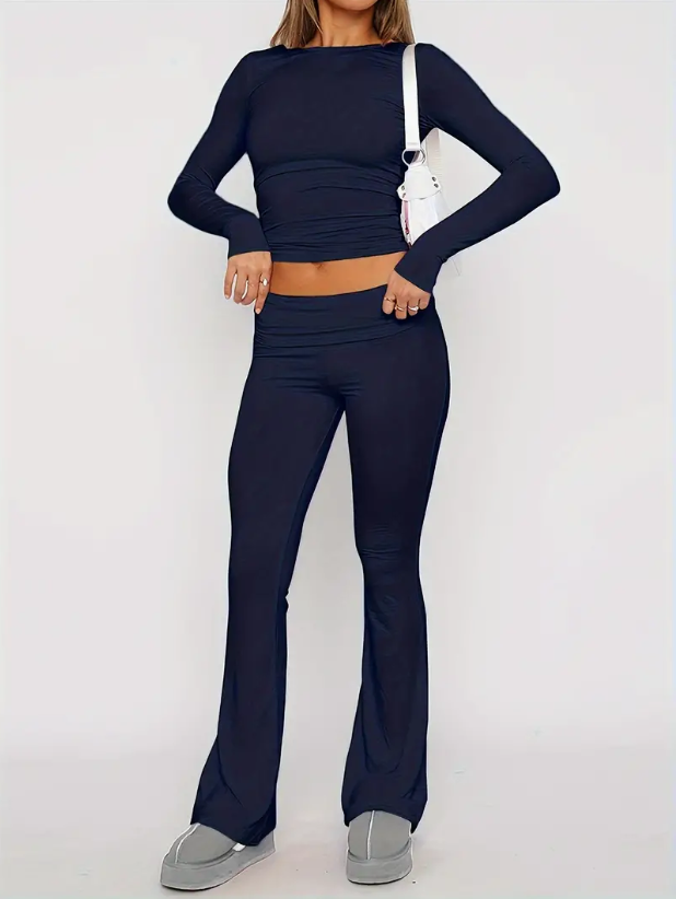 Chaveli - Refined 2-Piece Set with Long Sleeves