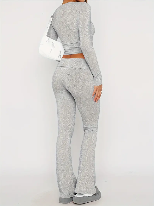 Chaveli - Refined 2-Piece Set with Long Sleeves