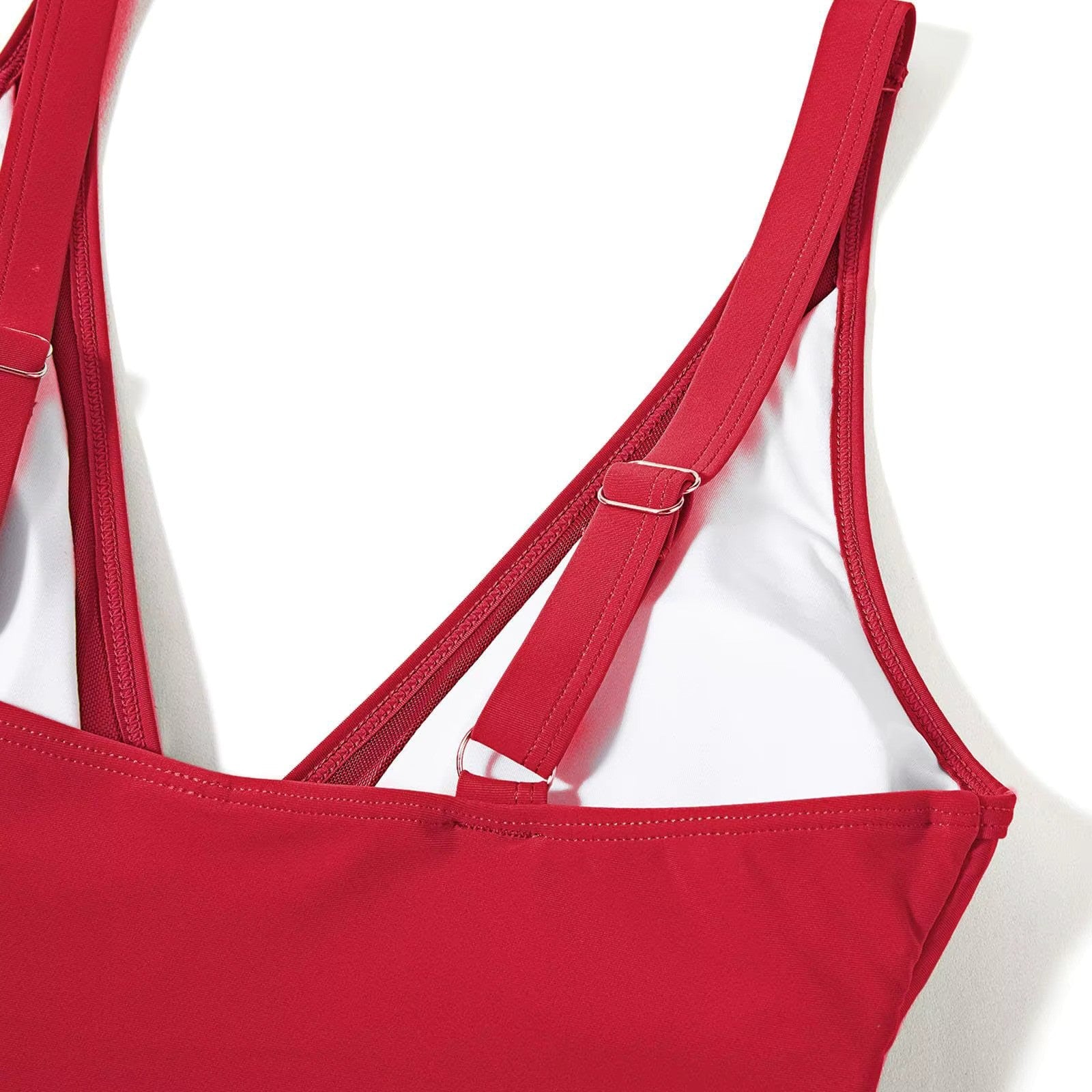 Aria - Costume intero elegante con vestibilità valorizzante e spalline regolabili