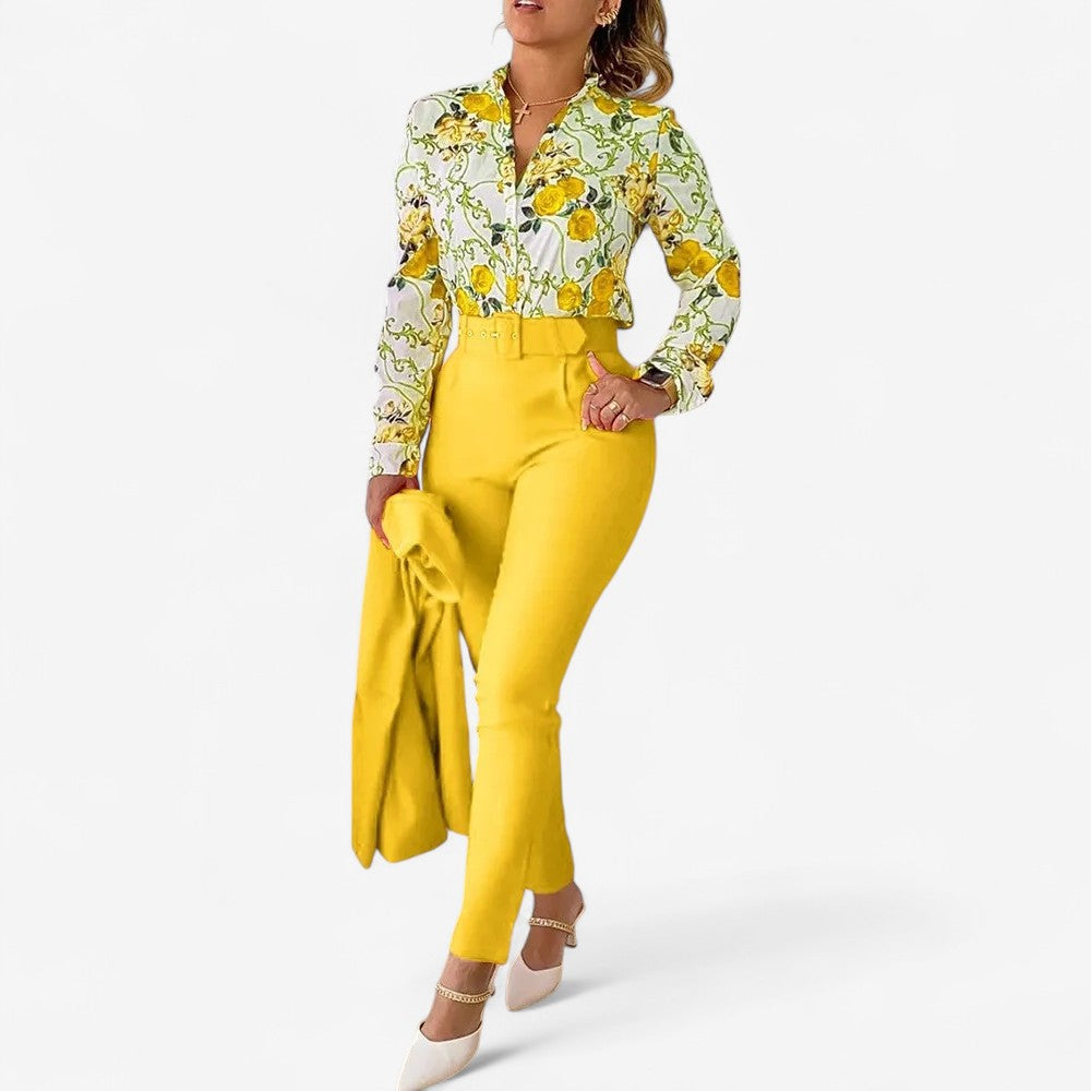 Lieke - Two-Piece Set with Floral Blouse and High-Waisted Pants
