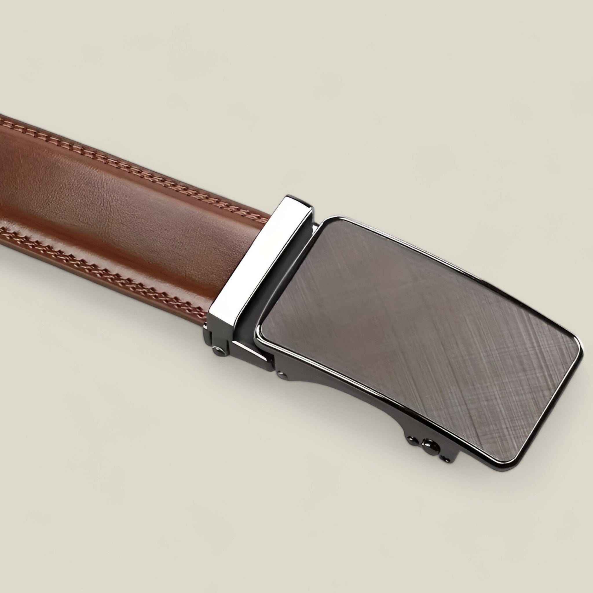 Aiden - Curea stilată cu cataramă automată pentru eleganță zilnică