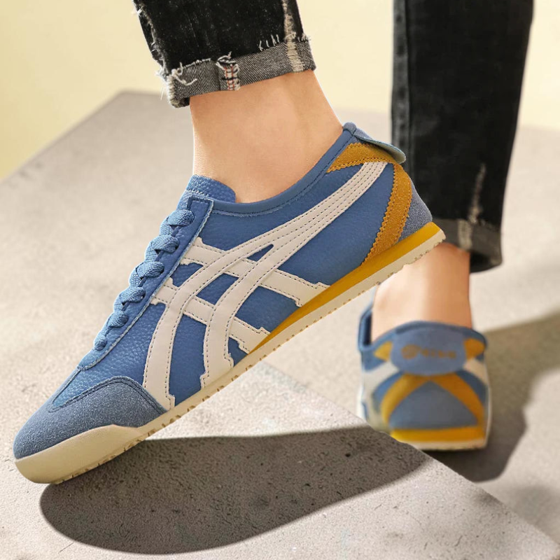 Sneakers da uomo con punta tonda e allacciatura