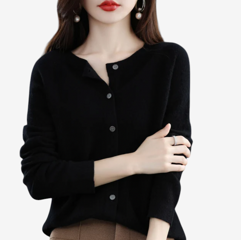 Veloria – Classic Cardigan with Round Neck
