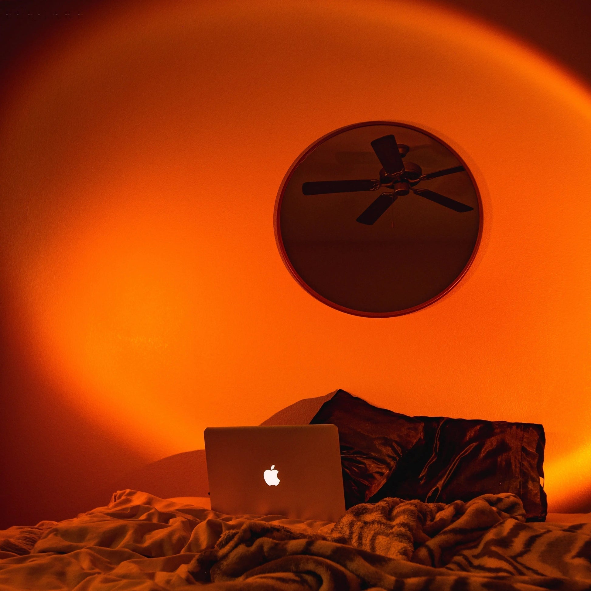 SunsetGlow - LED projektorová lampa pro atmosférické osvětlení