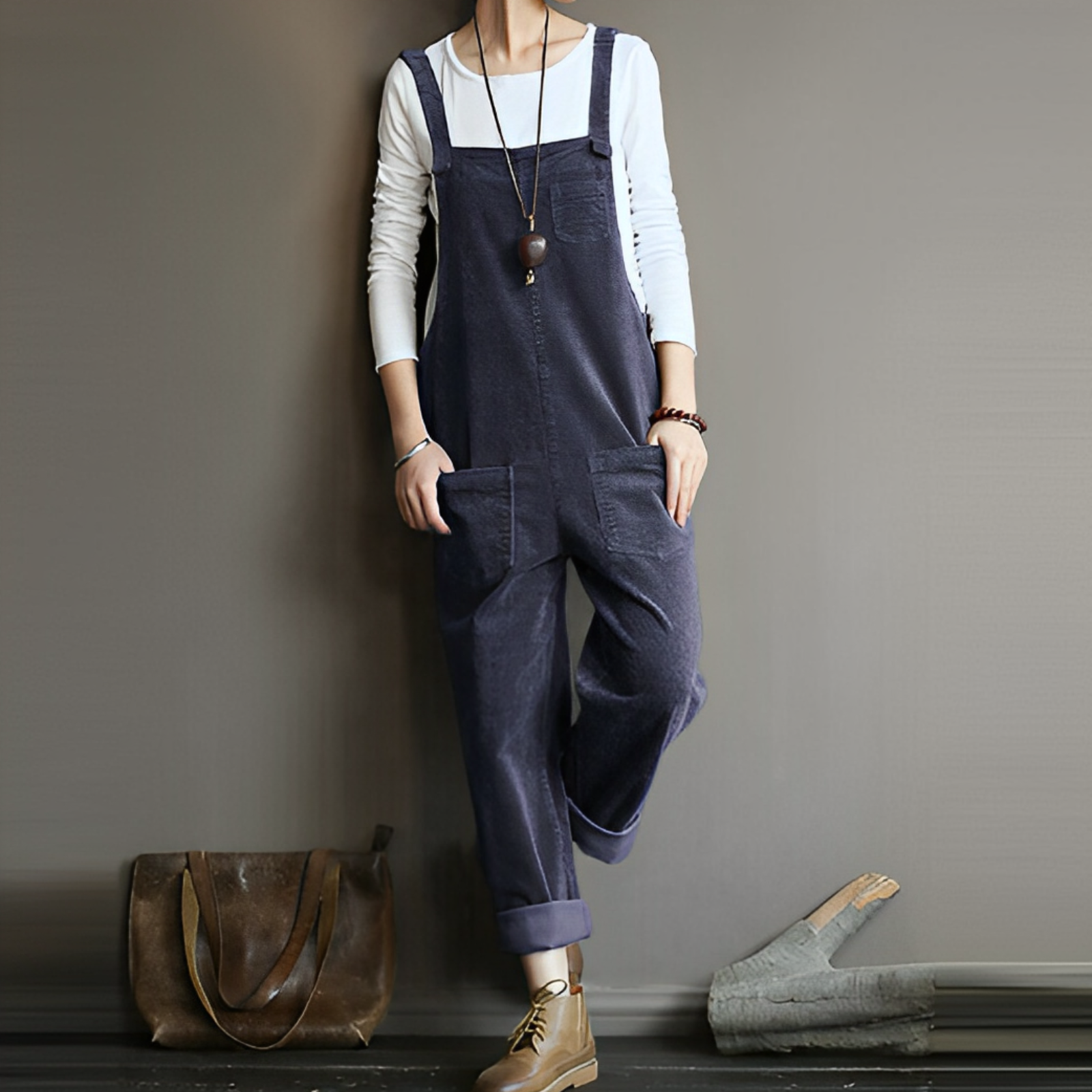 Nilia – Stylish jumpsuit with a relaxed fit and adjustable waistband