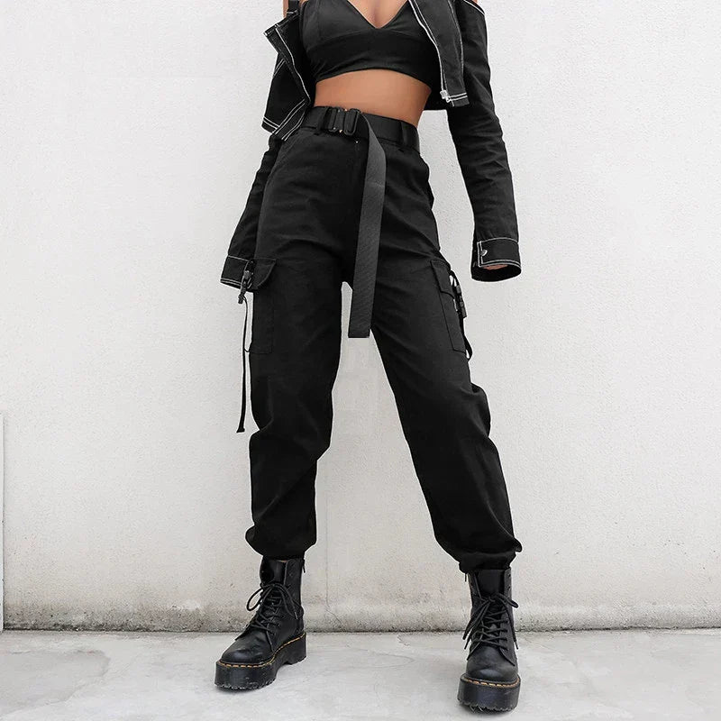 Bria - Trendy cargo pants with waist belt and tapered jogger cuffs