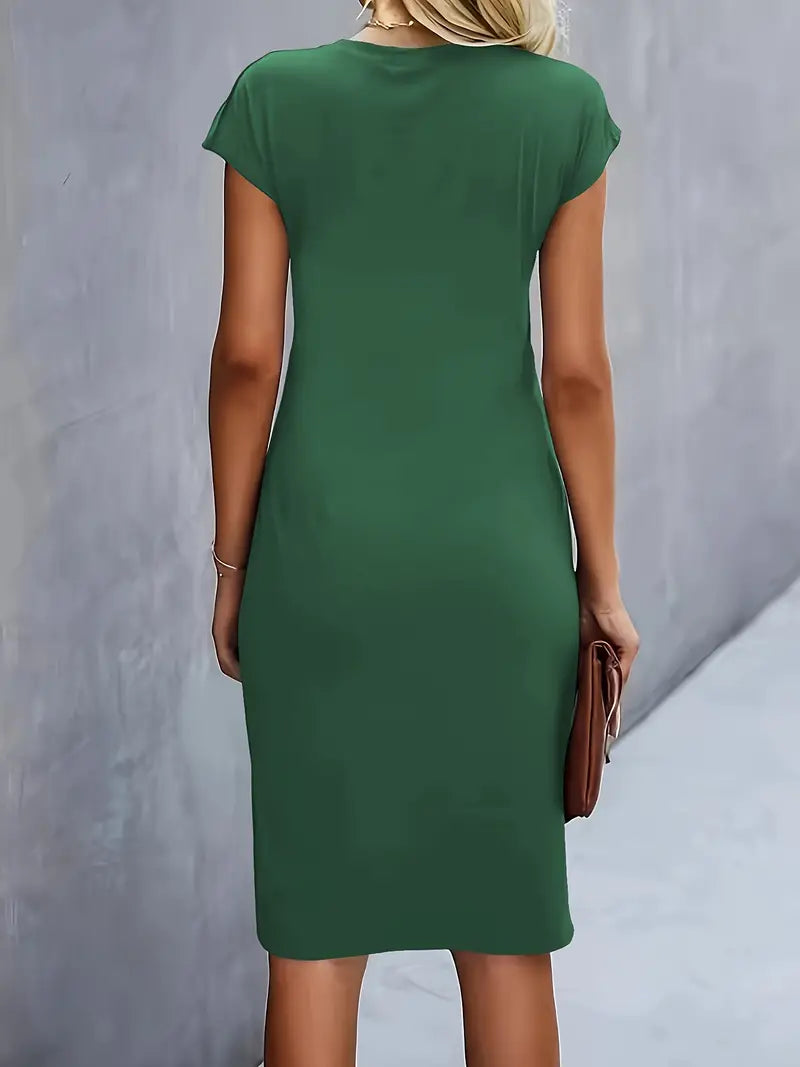 Madison – Robe sans manches à col rond et coupe ajustée