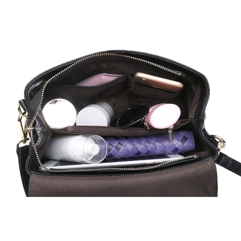 Emma - Trendy woven shoulder bag with long straps