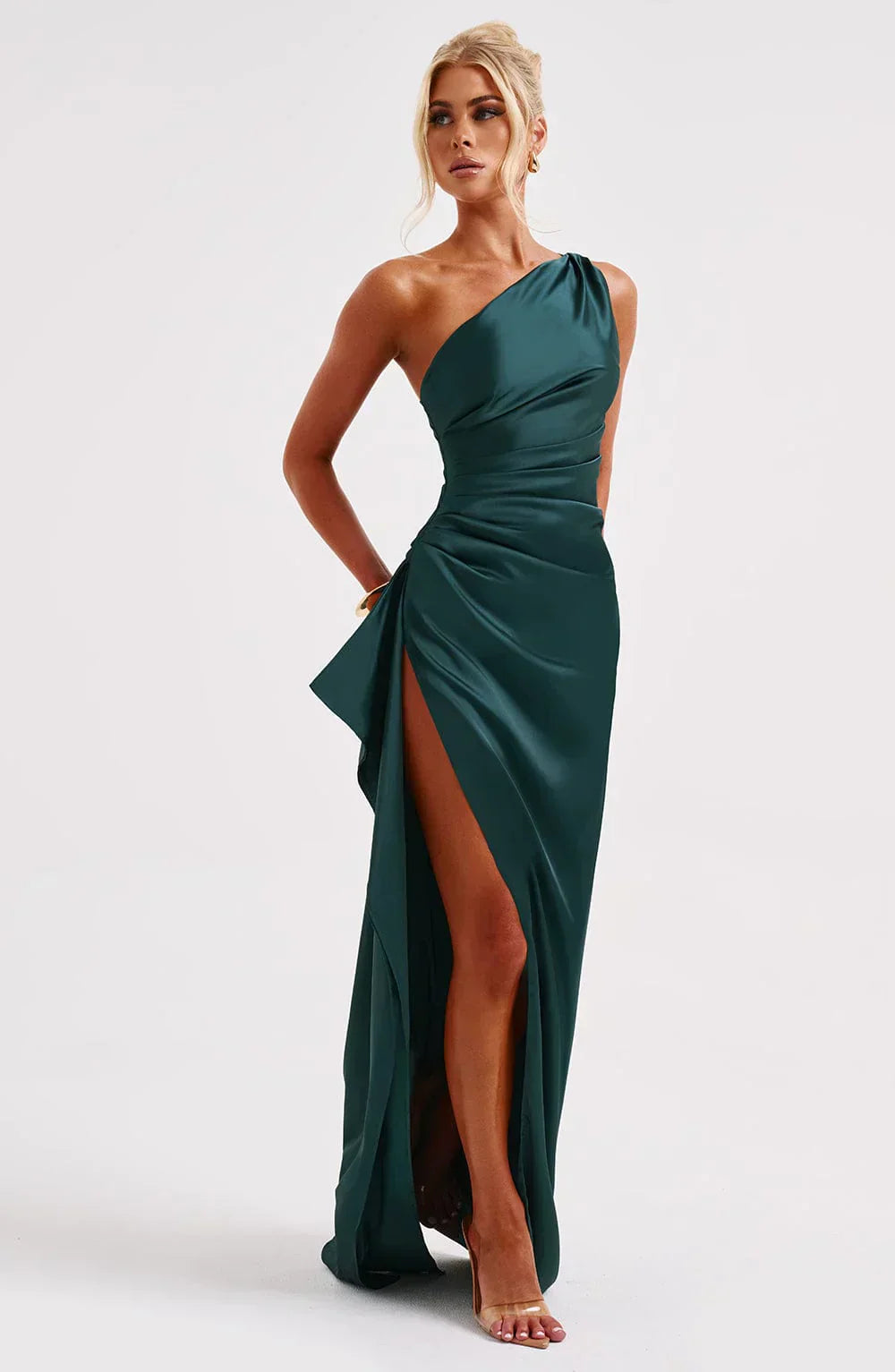 Eliana - Splendido vestito con design moderno delle spalle