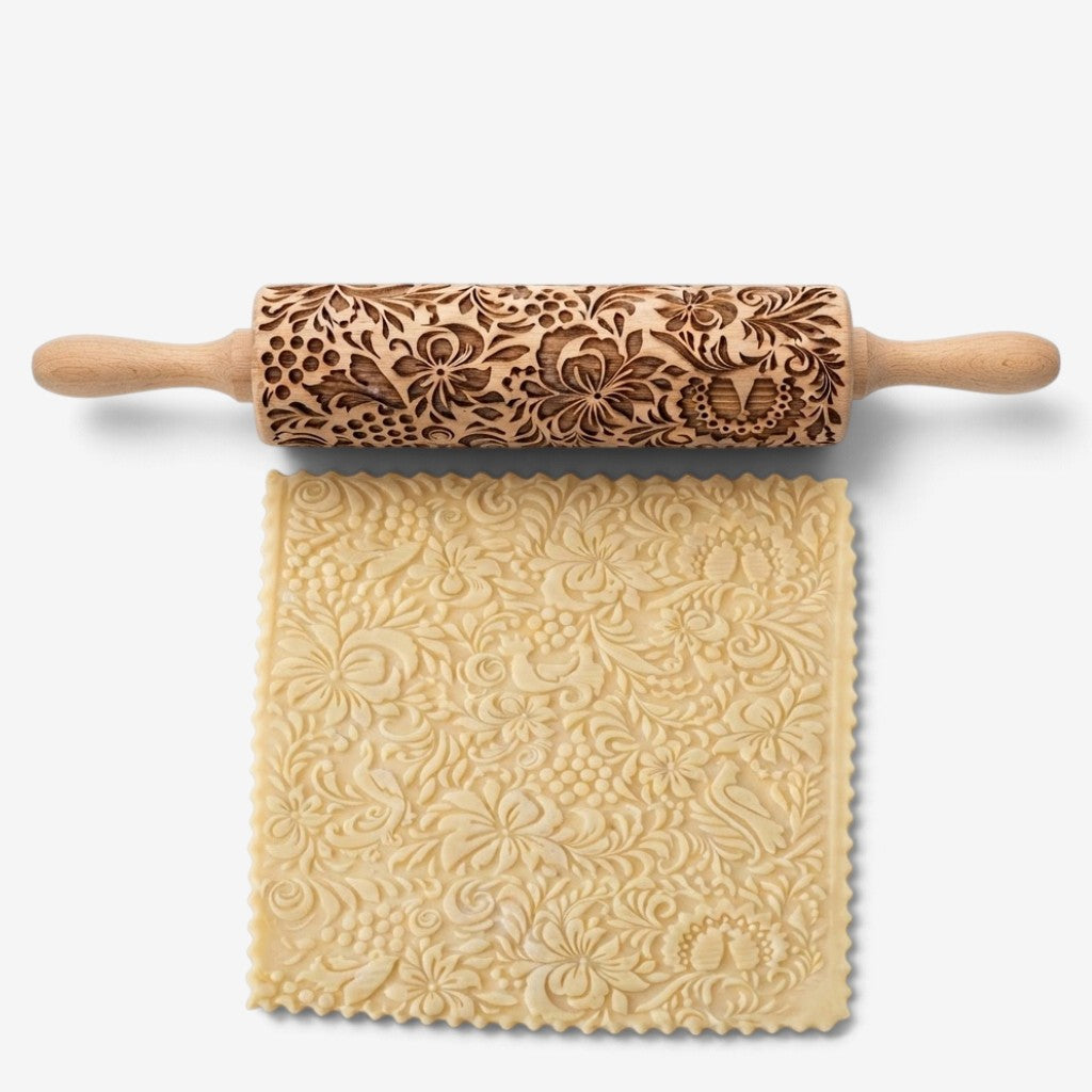 FestiveRoll - Wooden Rolling Pin With Engraved Christmas Patterns