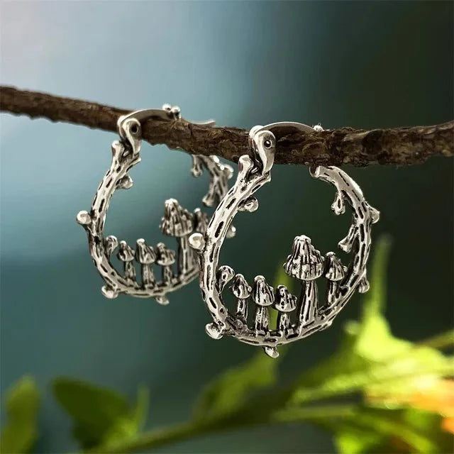 Daisy - Boucles d’oreilles champignon gothique bohème mystique au design inspiré par la nature