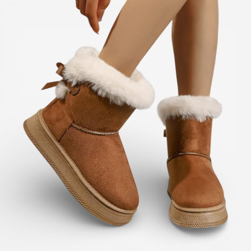 Arabella – Round Toe Flat Boots with Soft Fur Lining