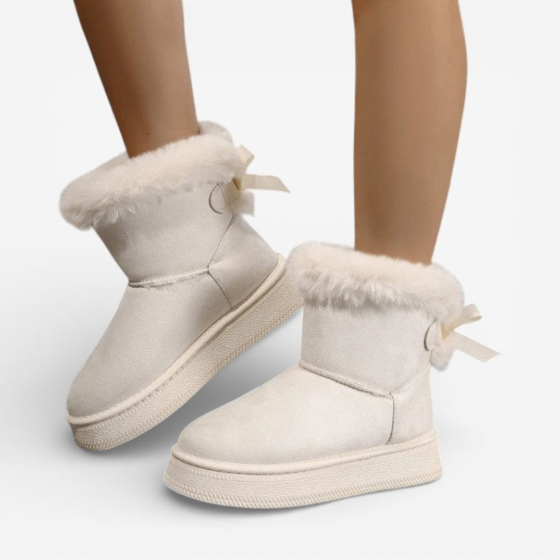 Arabella – Round Toe Flat Boots with Soft Fur Lining