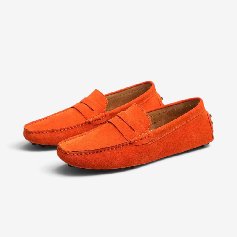 Mocassini classici da uomo in suede con design slip-on