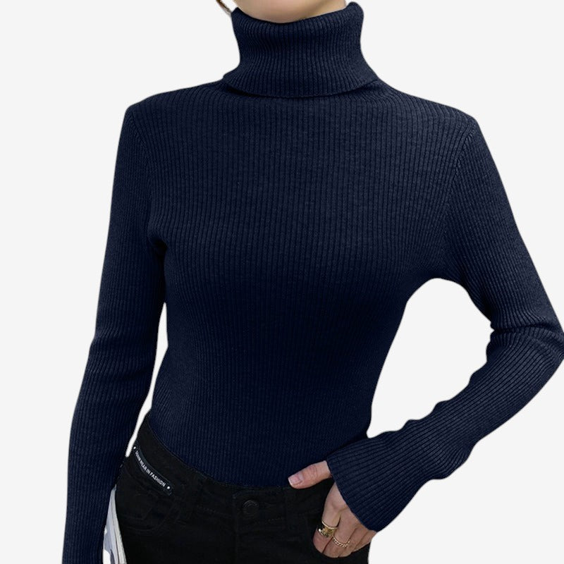 Bella – Pull à manches longues avec col roulé et coupe ajustée