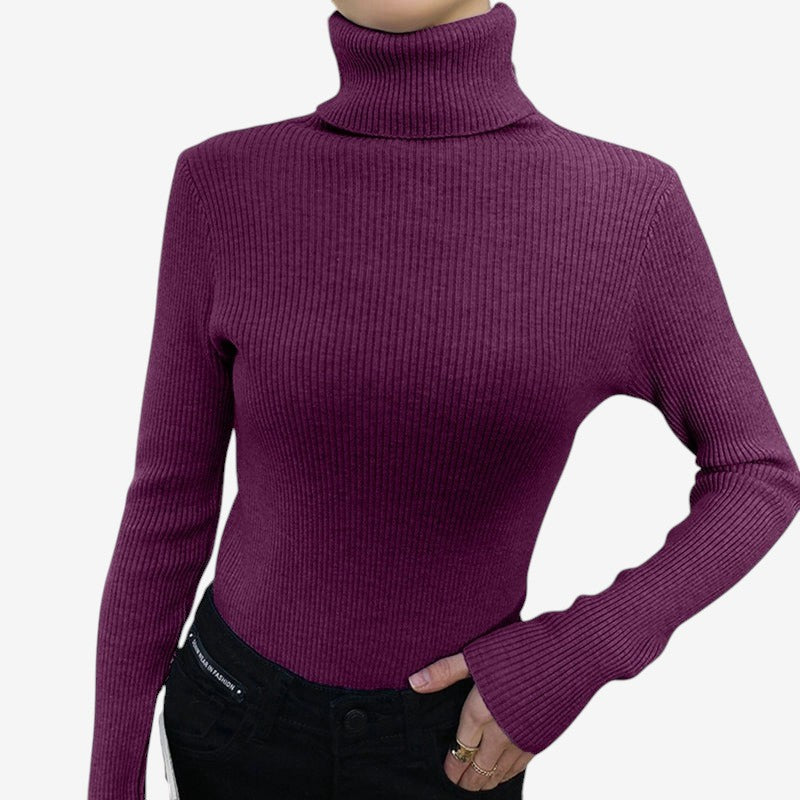 Bella – Pull à manches longues avec col roulé et coupe ajustée